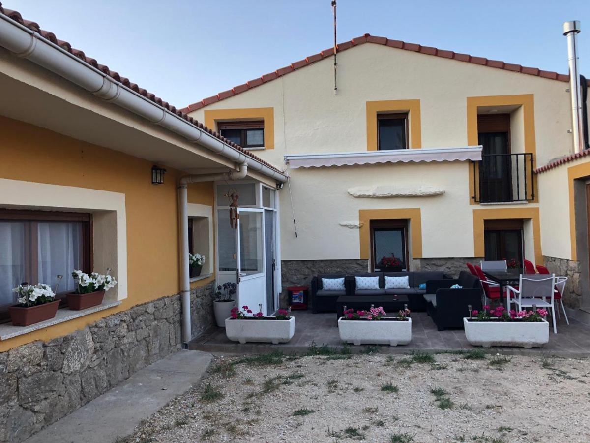 Casa Rural Los 7 Pinos De Gredos Navarredonda de Gredos Exteriér fotografie